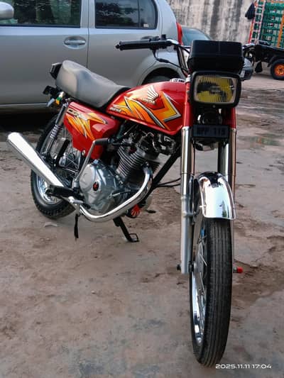 Honda 125, 2021 model, Islamabad registered