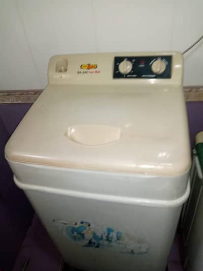 manual machine with separate dyer