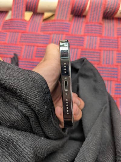 Exchange possibles ,128 gb , factory unlocked ,panel Change ,83%