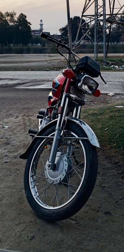 Honda 125 for sale new condition 2024 model for contact 03217444435