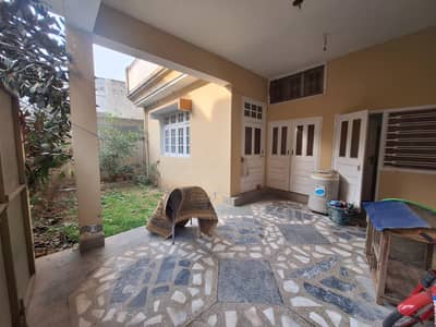 Ground floor available for rent : javeed shaheed road