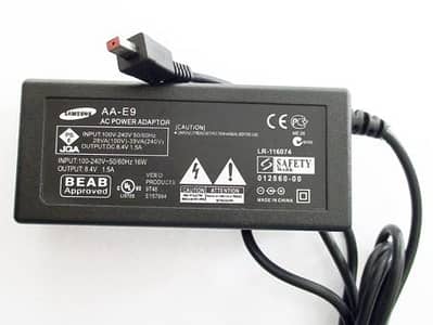Genuine Samsung AA-E9 AC Power Adapter 8.4V 1.5A"