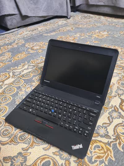 Lenovo Thinkpad X104e