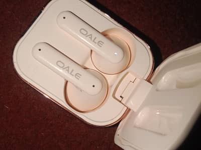 OALE earphones UAE