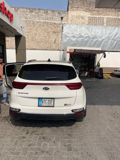 eRent a Car | Civic | Prado | Grande | With or Without Driver