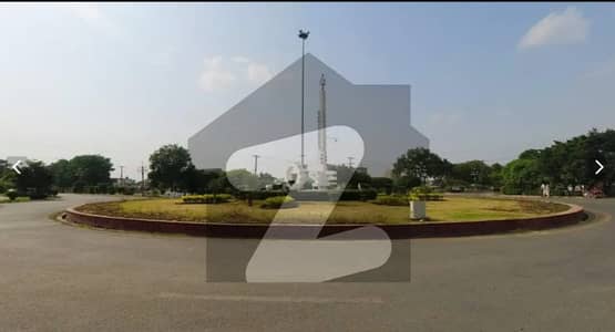 10 MARLA 2250SQFT CORNER PLOT FOR SALE 50FT ROAD FACING PARK IEP TOWN