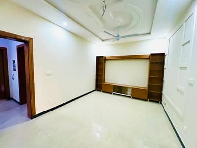 10 MARLA TRIPLE STORY HOUSE FOR SALE F-17 ISLAMABAD ALL FACILITY