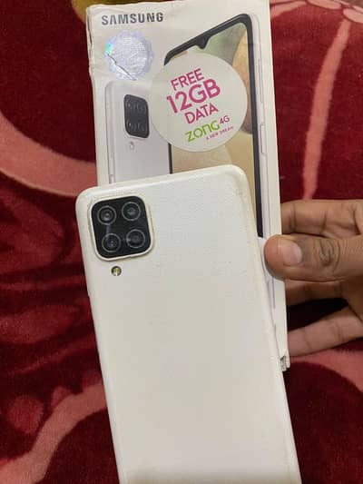 Samsung A12