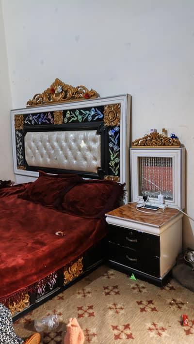 bed for sale 2 said table and sangarmanz bed without phom