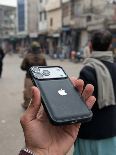 I phone 11 non pta convert 17 pro/03121466097 only Wattap