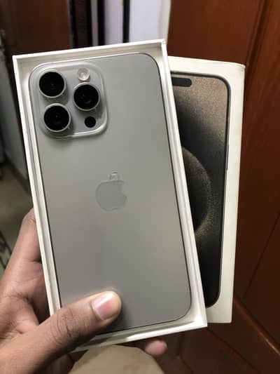 iPhone 15 pro max HK