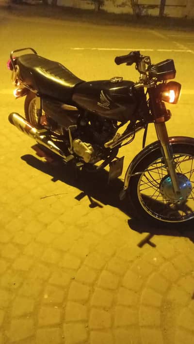 Honda 125 Black Colour 2019 Model for Urgent Sale 03084179823