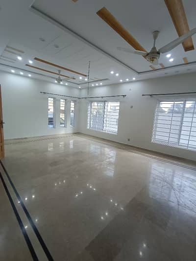 Ground Floor Real Picture Normal Price