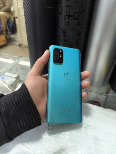 one plus 8t box pack