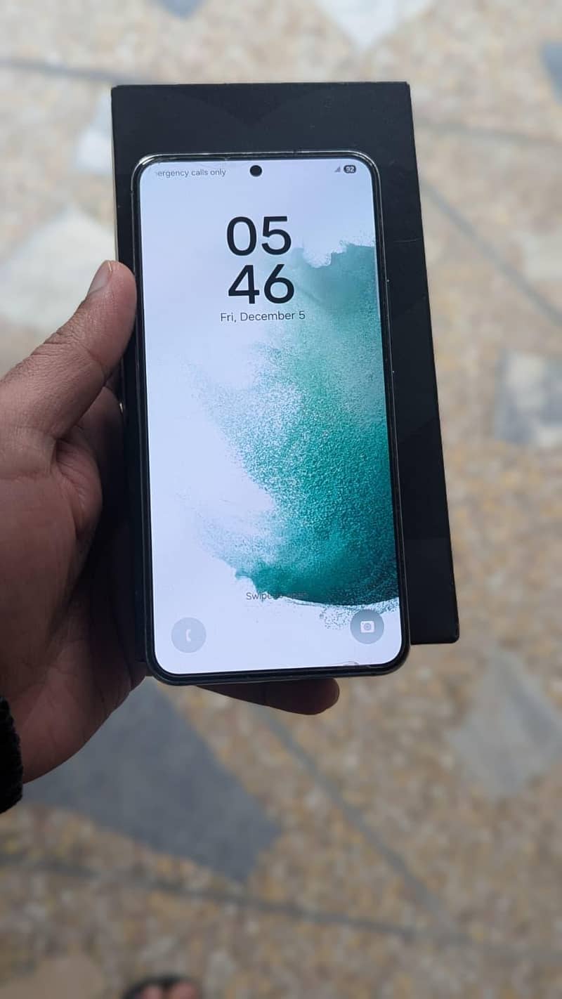 samsung s22 with box - Mobile Phones - 1110756380
