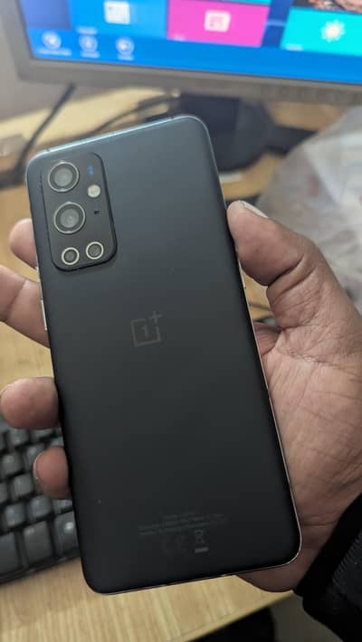 only phone hai screen may crack hai but all screen ok hai