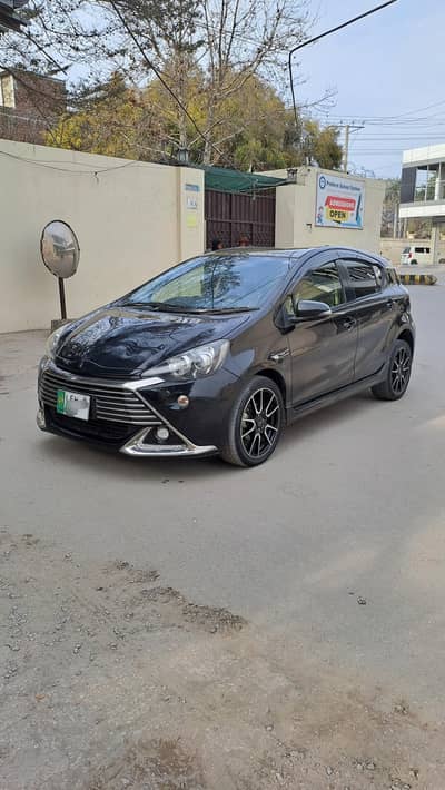 Toyota aquq Gs pakege total original