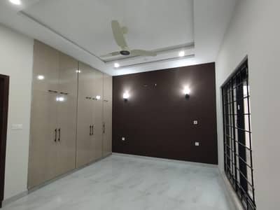10 MARLA LIKE NEW HOUSE FOR RENT IN BAHRIA TOWN LAHORE