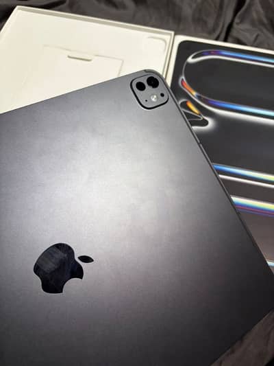 ipad Pro M4 Chip 256GB With Box