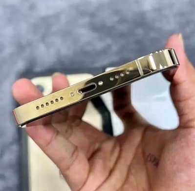 iPhone 13 pro max 128gb 03084102973