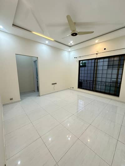 Beautiful house upper portion for rent