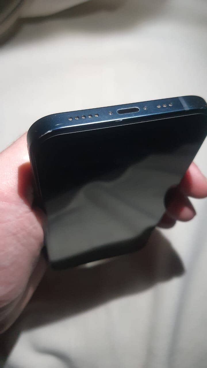 IPHONE 13 3