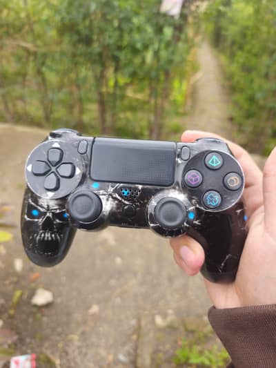 PS4 controller | With charger