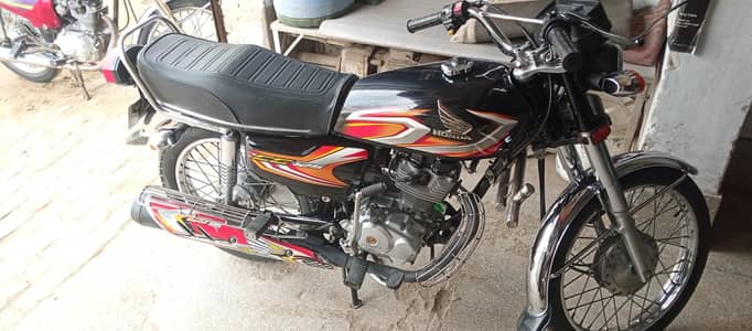 Honda cg125 2022