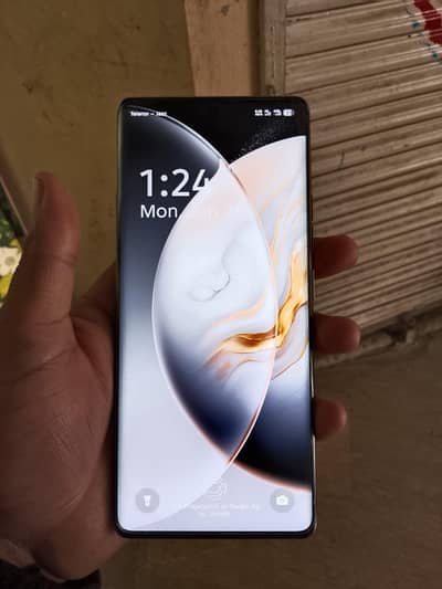 Tecno camon 40 pro