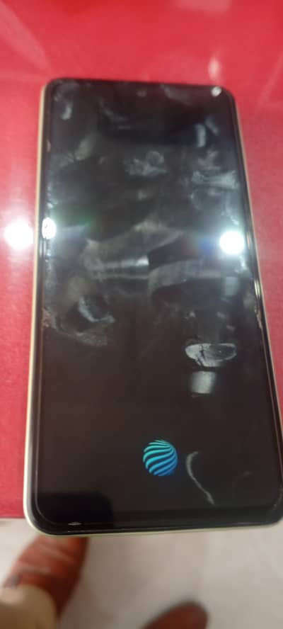 vivo y100