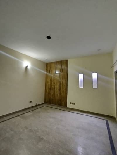 8 Marla Lower Portion Available For Rent