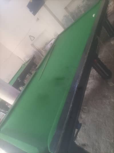 2 tebal snowkar. 4*8.5/10