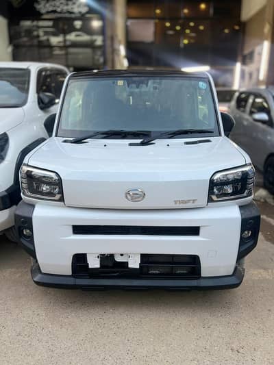 Daihatsu TAfT X
