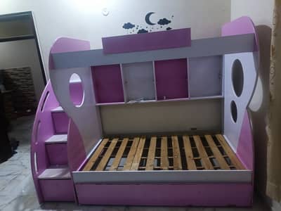 WOODEN KIDS BED