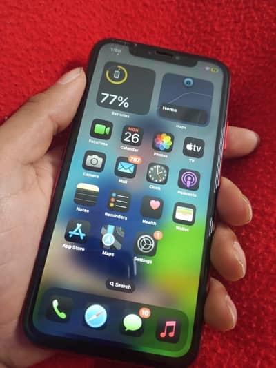 I phone xr back cracked