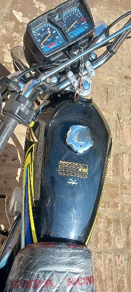 sell honda 125   0.3. 3.6. 5.8. 0.6. 8.6. 3