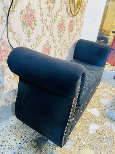 Sofa couch brand new urgent sale