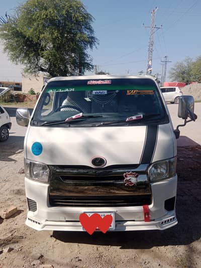 Toyota Hiace 2012 Qouta For Sale Urgent.