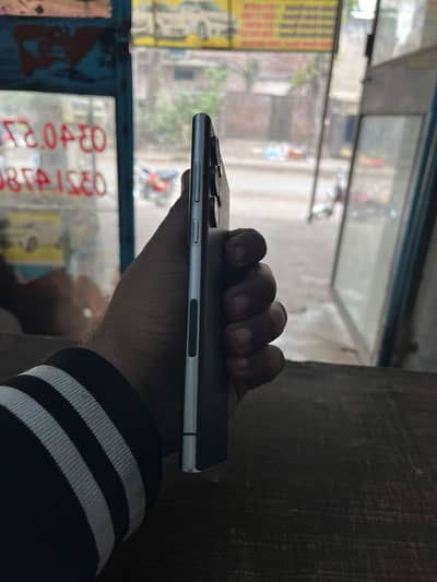 Samsung galaxy S22ultra 5G 12/512 GB