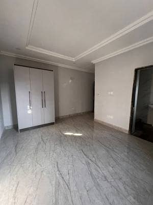 STUDIO ONE BED APARTMENT FOR SALE ON INSTALLMENT IN INVESTOR RATE GULBERG GREEN ISLAMABAD