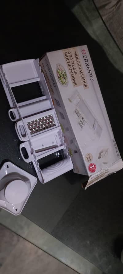 Ernesto Multipurpose Grator