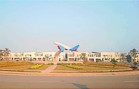 BEAUTIFUL 4 MARLA PLOT for Sale in H Block, Bahria Orchard Lahore.