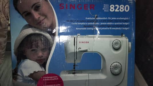 singer sewing machine 8280  multiple functions