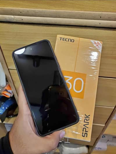 Tecno Spark 30  8/128GB