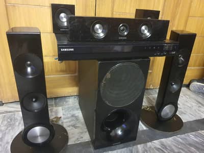 original Samsung home theater 5.1 Surround Sound System 1000watts