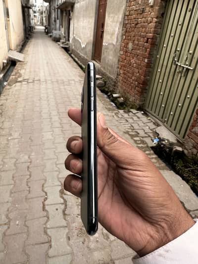 I phone 11 pro max single physical sim pta approved