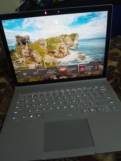 Microsoft Surface Pro 4 – Core i5 (6th Gen) | 8 GB RAM | 256 GB SSD