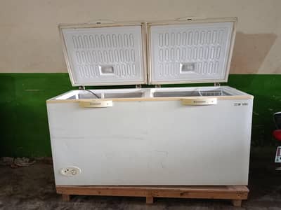 Waves Full Size Double Door Freezer – Excellent Cooling