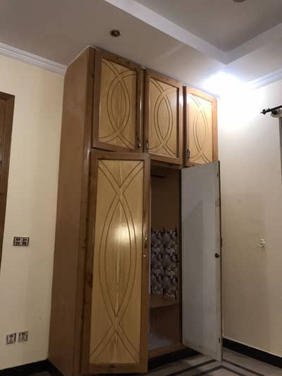 10 Marla Upper Portion For Rent