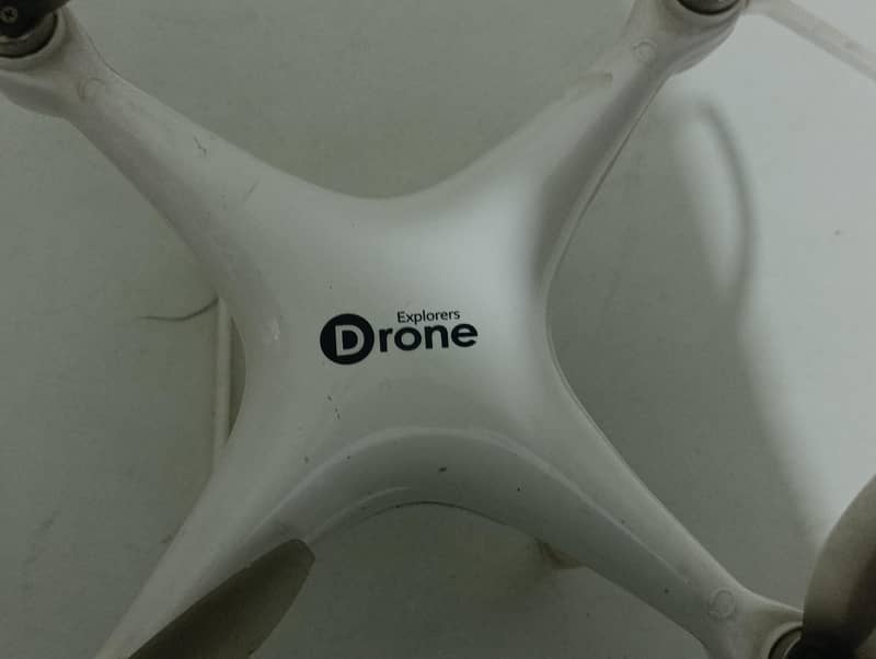 DRONE EXPLORER 1